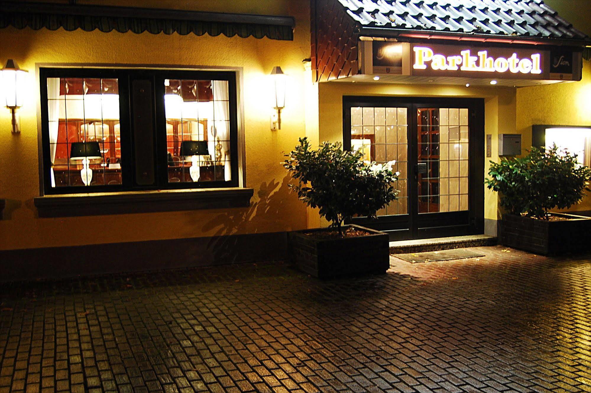 พาร์คโฮเทล แบร์คไฮม์ Hotel แบร์กไฮม์ ภายนอก รูปภาพ